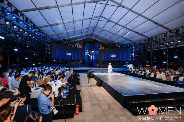 活動篷房內(nèi)部 活動篷房內(nèi)部